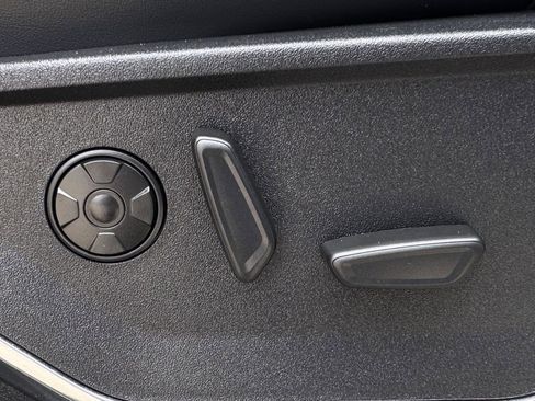 Used 2024 Ford F250 Platinum AWD/4WD image 30