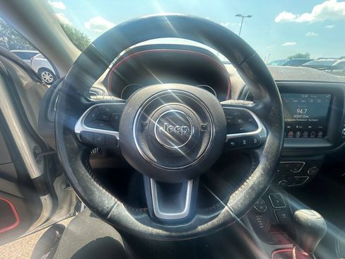 Used 2021 Jeep Compass Trailhawk w/ Convenience Group AWD/4WD image 19