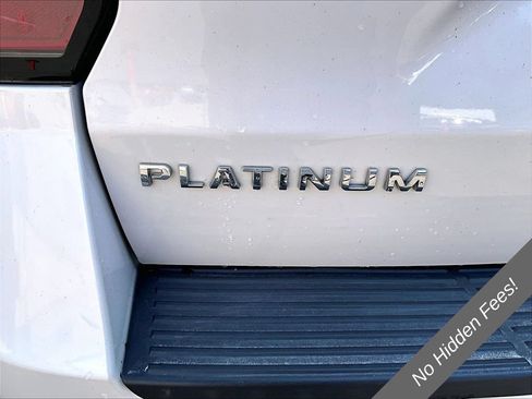 Used 2019 Ford Expedition Platinum AWD/4WD image 8