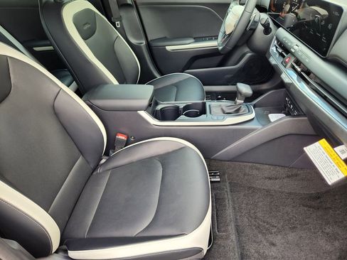 New 2026 Kia K4 GT-Line Turbo w/ GT-Line Sunroof Package FWD image 10