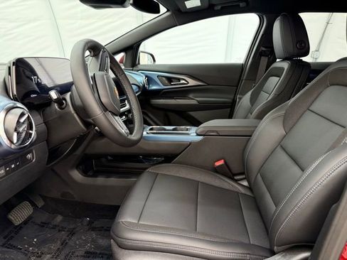 New 2026 Chevrolet Equinox EV LT image 12