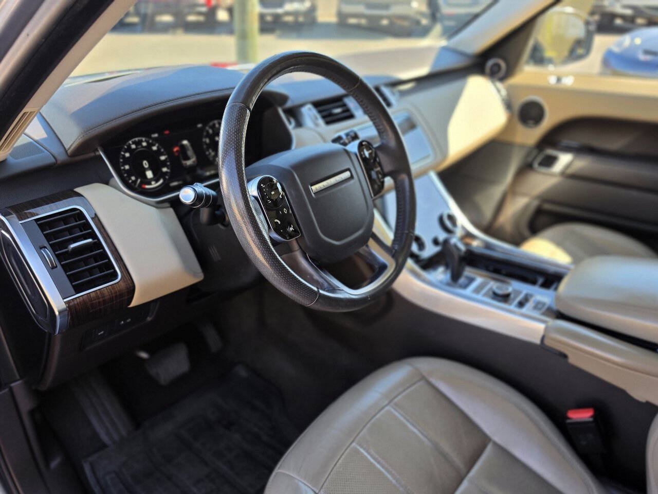 Used 2019 Land Rover Range Rover Sport HSE AWD/4WD image 13