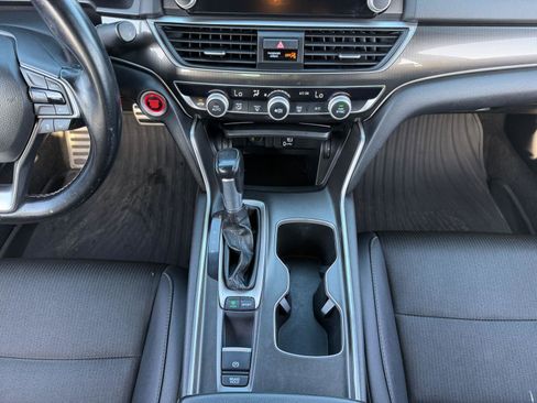 Used 2020 Honda Accord Sport image 10