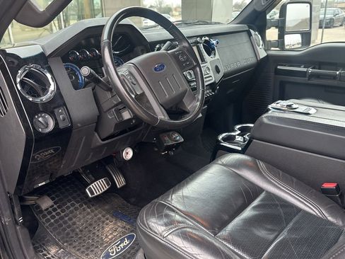 Used 2010 Ford F250 Harley-Davidson image 4