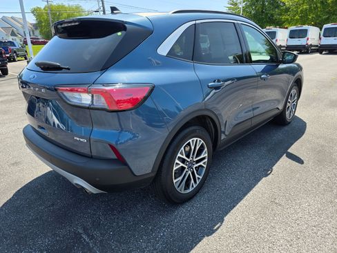 Certified 2020 Ford Escape SEL AWD/4WD image 5