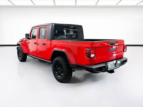 Used 2023 Jeep Gladiator Willys image 6