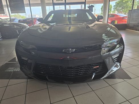 Used 2017 Chevrolet Camaro SS RWD image 2
