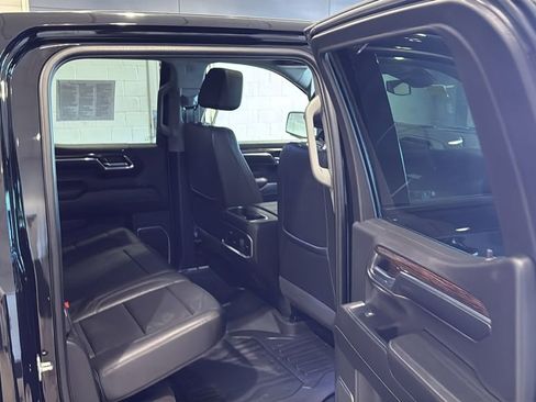 Used 2024 GMC Sierra 1500 Elevation w/ Elevation Premium Package AWD/4WD image 14