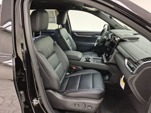 New 2026 GMC Acadia Elevation w/ Black Edition image 29