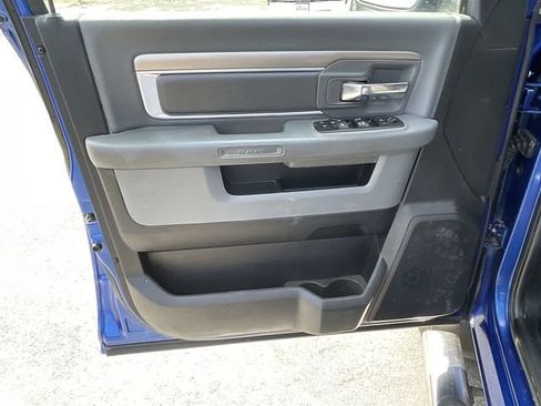 Used 2017 RAM 2500 Big Horn image 25