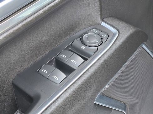 Used 2023 GMC Sierra 1500 Elevation image 21