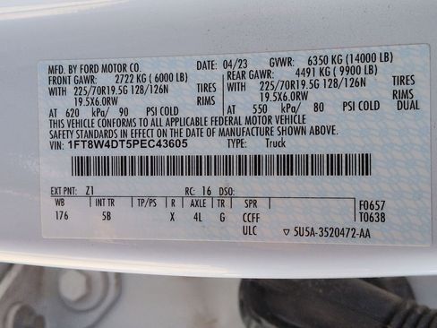 Used 2023 Ford F450 Lariat image 28