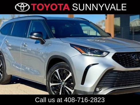 Used 2022 Toyota Highlander XSE AWD/4WD image 1