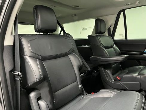 Used 2025 Ford Expedition Max Platinum image 55