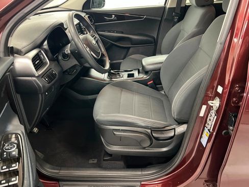 Used 2020 Kia Sorento FWD V6 image 17