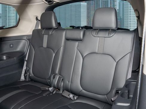 Certified 2025 Honda Pilot EX-L image 22