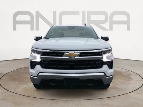 Used 2025 Chevrolet Silverado 1500 LT image 8
