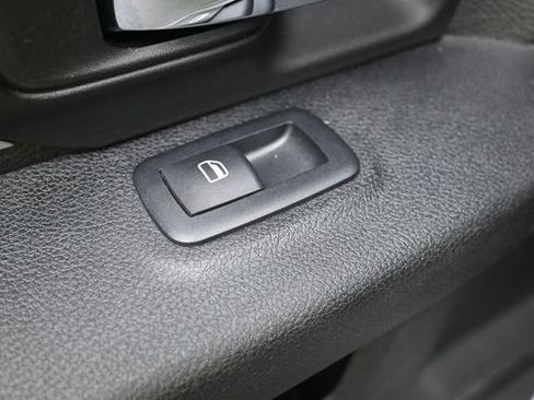 Used 2024 RAM 1500 Warlock AWD/4WD image 32