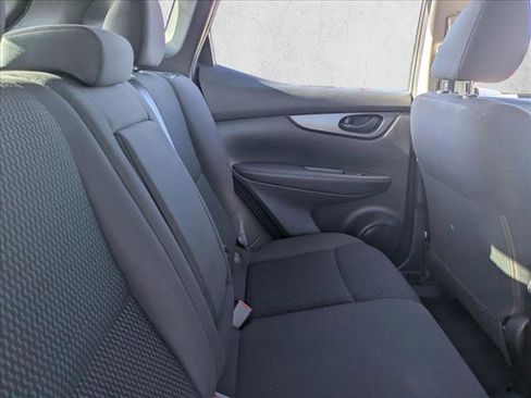Used 2018 Nissan Rogue Sport S FWD image 19