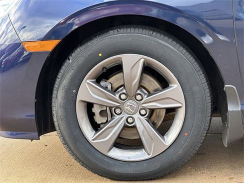 Used 2022 Honda Odyssey EX image 9