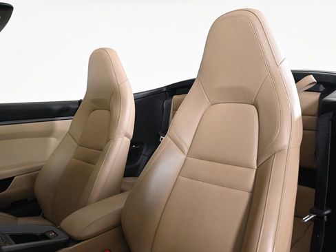Used 2023 Porsche 911 Carrera S image 5