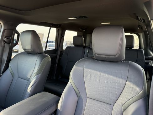 New 2026 Lexus GX 550 AWD/4WD image 20