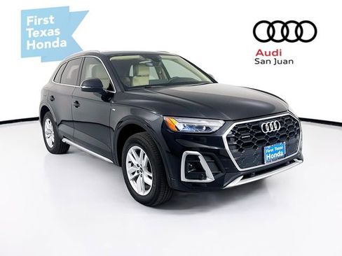 Used 2024 Audi Q5 2.0T Premium w/ Convenience Package image 1