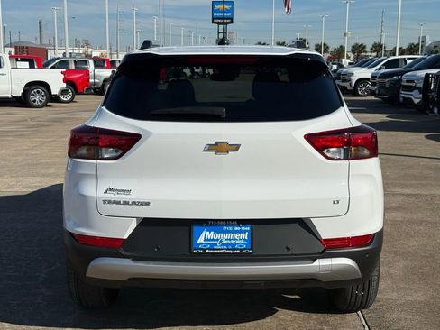 New 2026 Chevrolet TrailBlazer LT w/ Convenience Package image 12