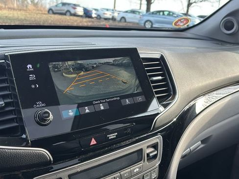 Used 2019 Honda Pilot Touring image 22