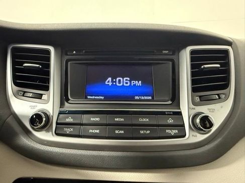 Used 2016 Hyundai Tucson SE w/ Option Group 02 AWD/4WD image 21