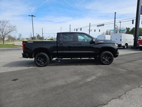 Used 2025 Chevrolet Silverado 1500 LT Trail Boss w/ LT Trail Boss Premium Package AWD/4WD image 5