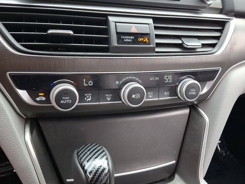 Used 2018 Honda Accord LX image 14
