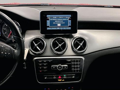 Used 2015 Mercedes-Benz GLA 250 image 6