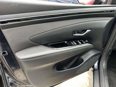 Certified 2024 Hyundai Tucson Limited AWD/4WD image 18