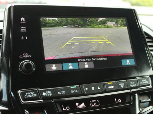 Used 2024 Honda Odyssey Sport image 46