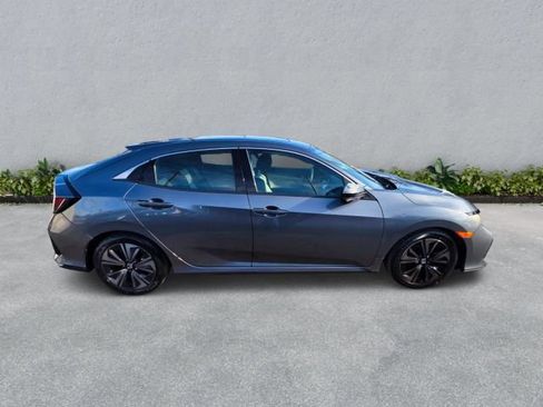 Used 2018 Honda Civic EX image 5