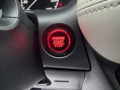 Used 2023 Honda HR-V LX image 28