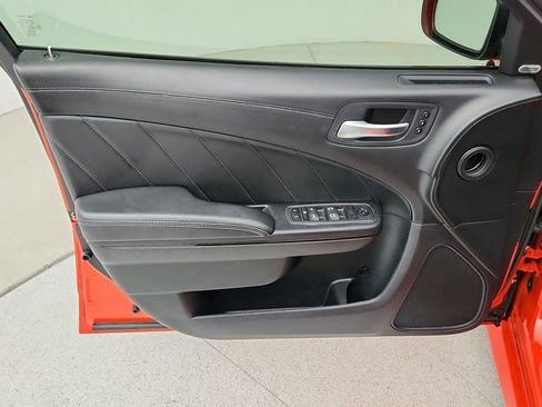 Used 2022 Dodge Charger Scat Pack w/ Daytona Edition Group image 11