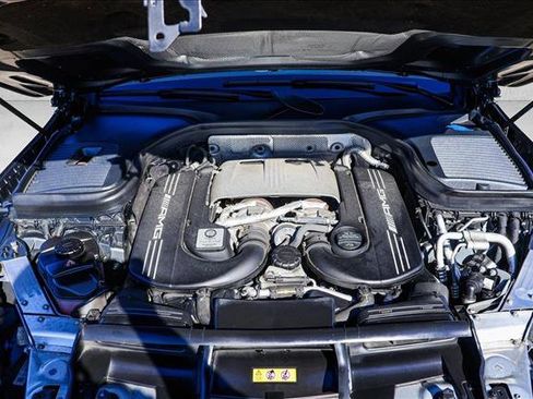 Used 2018 Mercedes-Benz GLC 63 AMG 4MATIC image 28