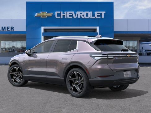 New 2026 Chevrolet Equinox EV LT image 3