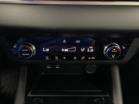 New 2026 Mitsubishi Outlander LE AWD/4WD image 56