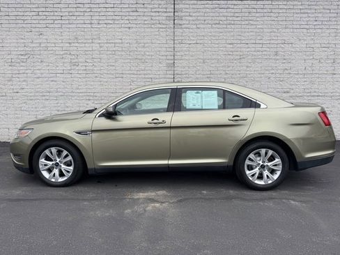 Used 2012 Ford Taurus SEL image 8