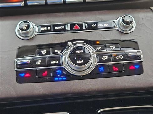 Used 2024 Lincoln Aviator Reserve w/ Equipment Group 201A AWD/4WD image 18
