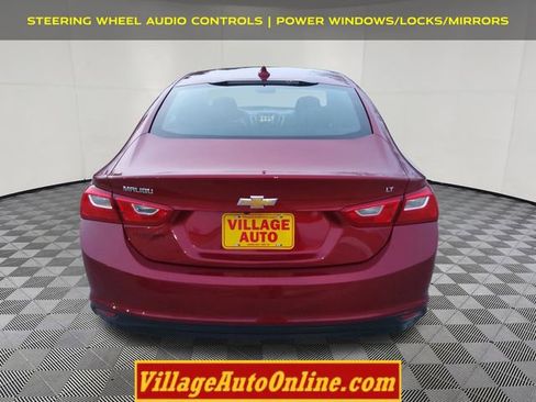 Used 2017 Chevrolet Malibu LT image 3