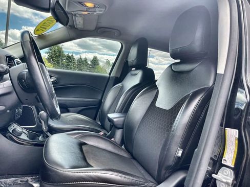Used 2020 Jeep Compass Latitude image 18