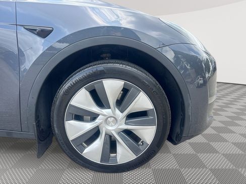 Used 2020 Tesla Model Y Long Range AWD/4WD image 31
