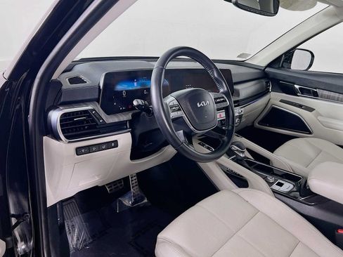 Used 2024 Kia Telluride SX FWD image 9