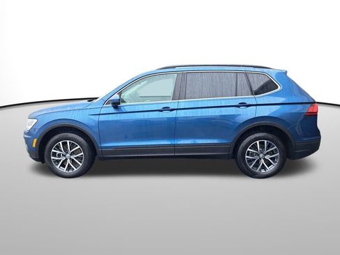 Used 2019 Volkswagen Tiguan SE image 2