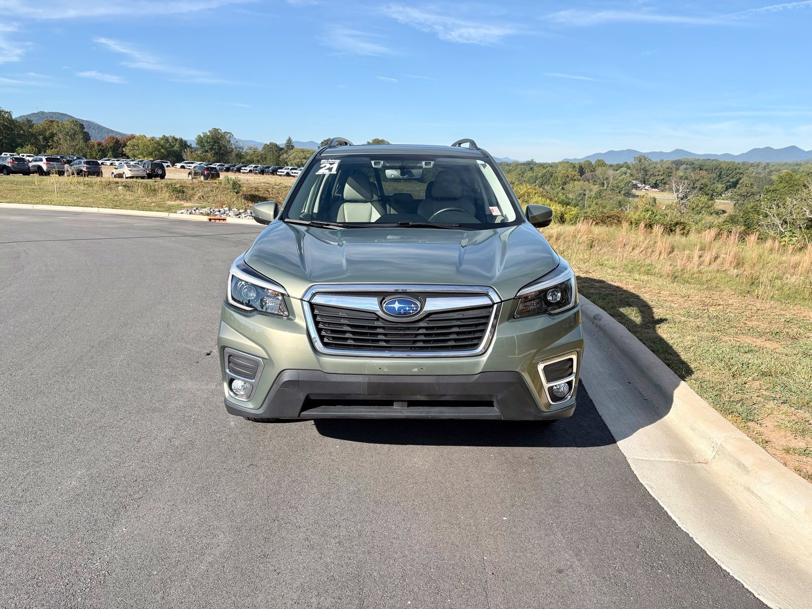 Used 2021 Subaru Forester Limited AWD/4WD image 2