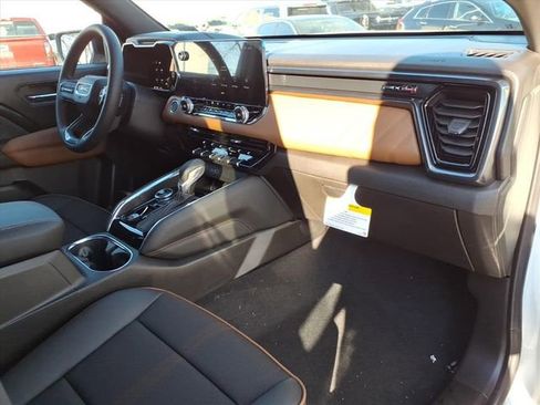 New 2026 GMC Canyon AT4 image 25